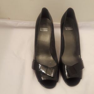 Stuart weitzman black patent leather pumps